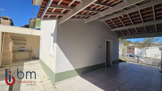Casa com 2 Quartos para alugar, 110m² no Centro, Bertioga