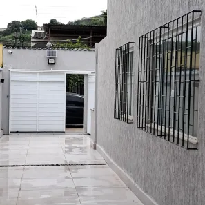 Galpão / Depósito / Armazém com 5 Quartos à venda, 180m² no Campo Grande, Rio de Janeiro
