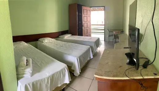Prédio Inteiro com 15 Quartos à venda, 1160m² no Enseada, Guarujá