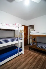 Fazenda / Sítio / Chácara com 3 Quartos à venda, 195m² no Centro, Araçoiaba da Serra