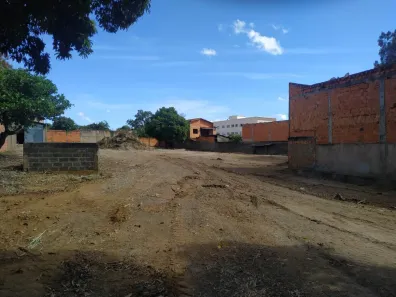 Galpão / Depósito / Armazém à venda, 4600m² no Major Prates, Montes Claros