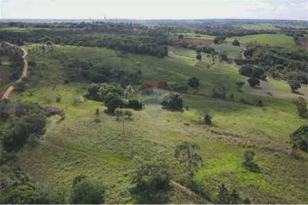 Terreno / Lote Comercial à venda, 90000m² no , Alhandra