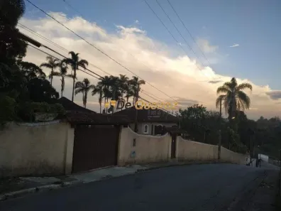 Fazenda / Sítio / Chácara com 3 Quartos à venda, 175m² no Parque Sao Lucas, Embu-Guaçu