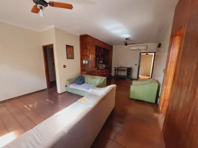 Loja / Salão / Ponto Comercial com 3 Quartos para alugar, 125m² no Centro, Sertãozinho