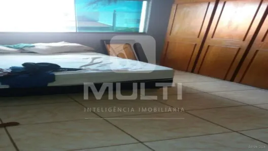 Loja / Salão / Ponto Comercial com 3 Quartos à venda, 200m² no Shopping Park, Uberlândia