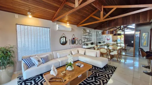 Casa com 3 Quartos à venda, 350m² no Alto dos Pinheiros, Juiz de Fora