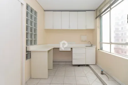 Conjunto Comercial / Sala à venda, 55m² no Centro, Curitiba