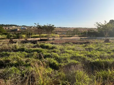 Terreno / Lote / Condomínio à venda, 240m² no Residencial Maria Monteiro, Trindade