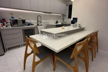 Apartamento com 2 Quartos para alugar, 72m² no Tabuleiro, Camboriú