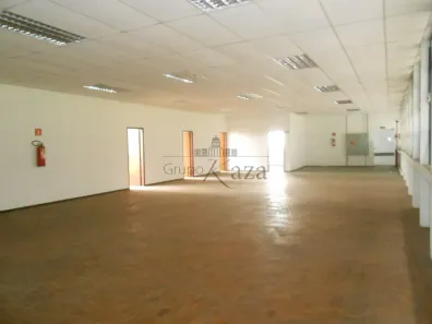 Prédio Inteiro para alugar, 6954m² no Jaguaré, São Paulo