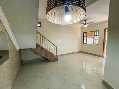 Casa de Vila com 2 Quartos para alugar, 60m² no Barroco (Itaipuaçu), Maricá