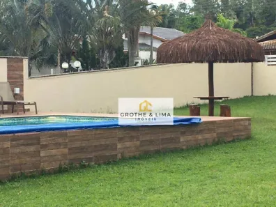 Fazenda / Sítio / Chácara com 3 Quartos à venda, 270m² no , Igaratá