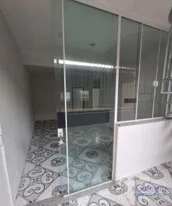 Casa com 2 Quartos para alugar, 100m² no Vila Guanabara, Duque de Caxias