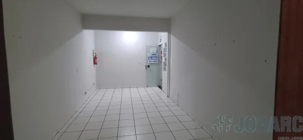 Loja / Salão / Ponto Comercial para alugar, 65m² no Centro, Apucarana