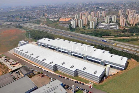 Galpão / Depósito / Armazém para alugar, 2369m² no Jardim Elzinha, Carapicuíba