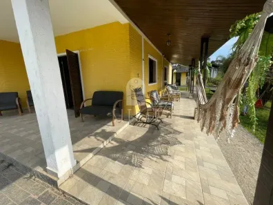 Fazenda / Sítio / Chácara com 4 Quartos à venda, 4000m² no , Juquitiba