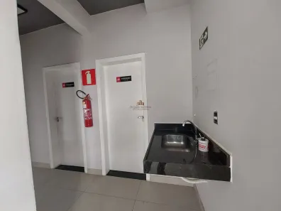 Conjunto Comercial / Sala à venda, 180m² no Senhora das Graças, Betim
