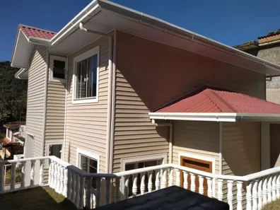 Casa com 2 Quartos à venda, 93m² no Castelanea, Petrópolis