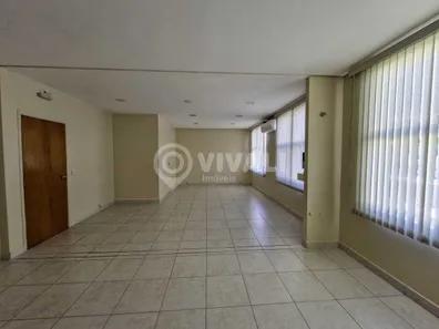 Conjunto Comercial / Sala para alugar, 70m² no Centro, Itatiba