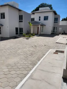 Casa de Condomínio com 3 Quartos à venda, 130m² no Centro, Contagem
