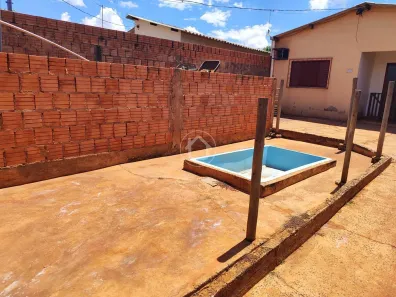 Casa com 2 Quartos à venda, 70m² no Jardim Antáres, Campo Grande