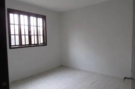 Casa de Vila com 2 Quartos para alugar, 60m² no Mutuá, São Gonçalo