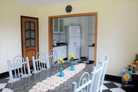Fazenda / Sítio / Chácara com 5 Quartos para alugar, 640m² no Jardim São Miguel, Cotia
