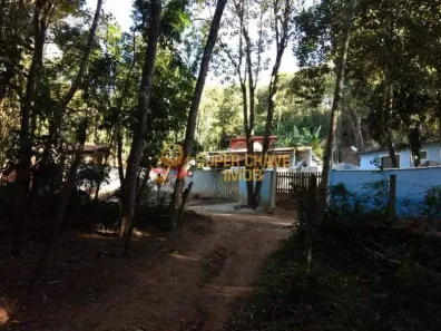 Fazenda / Sítio / Chácara com 3 Quartos à venda, 1400m² no , Nazaré Paulista