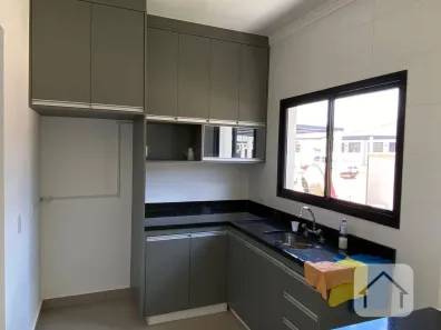 Casa de Condomínio com 3 Quartos para alugar, 82m² no Aglomeração Urbana de Jundiaí, Louveira