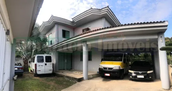 Sobrado com 4 Quartos à venda, 280m² no Rio do Limão, Araruama