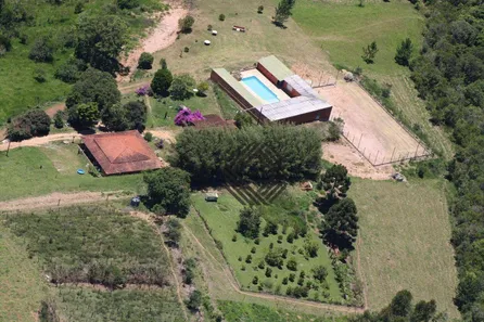 Fazenda / Sítio / Chácara com 3 Quartos à venda, 300m² no , Pilar do Sul
