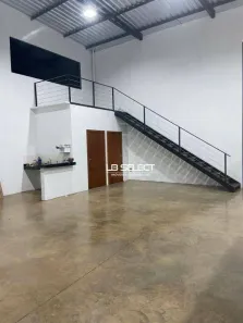 Galpão / Depósito / Armazém à venda, 170m² no Segismundo Pereira, Uberlândia