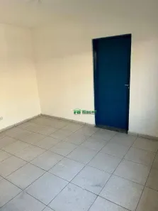 Casa Comercial para alugar, 260m² no Jardim Bontempo, Taboão da Serra