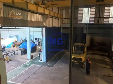Galpão / Depósito / Armazém para venda ou aluguel, 400m² no Granja dos Cavaleiros, Macaé