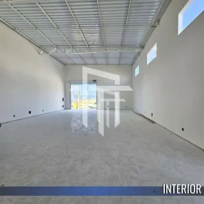 Galpão / Depósito / Armazém para venda ou aluguel, 241m² no Jardins de Florença, Poços de Caldas
