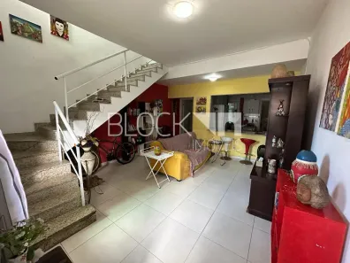 Casa com 3 Quartos à venda, 124m² no Vila Muriqui, Mangaratiba