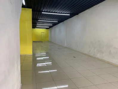 Loja / Salão / Ponto Comercial à venda, 100m² no Campos Elíseos, Resende