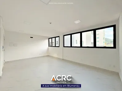 Conjunto Comercial / Sala para alugar, 38m² no Velha, Blumenau