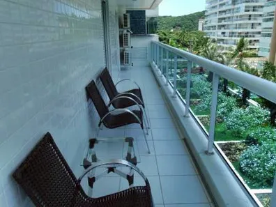 Apartamento com 3 Quartos para alugar, 105m² no Riviera, Bertioga