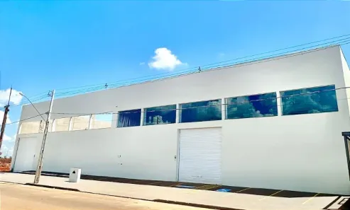 Galpão / Depósito / Armazém à venda, 2750m² no Novo Mundo, Uberlândia