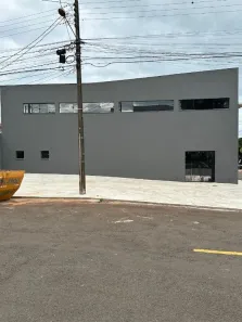 Loja / Salão / Ponto Comercial para alugar, 420m² no Vila Araponguinha, Arapongas