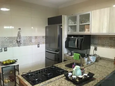 Casa com 3 Quartos à venda, 210m² no Condomínio Horizontal Marajoara, Ibiporã