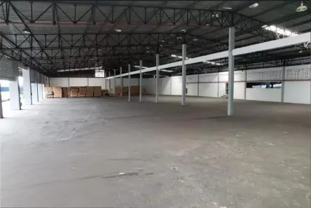 Galpão / Depósito / Armazém para alugar, 2700m² no Japiim, Manaus