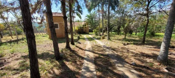 Fazenda / Sítio / Chácara com 3 Quartos à venda, 300m² no Caçapava Velha, Caçapava