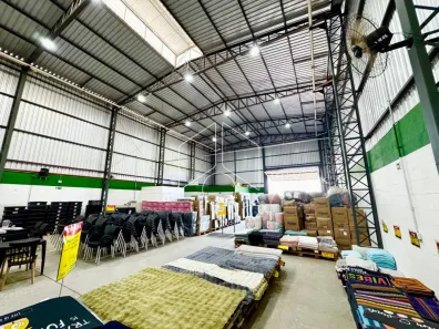 Galpão / Depósito / Armazém à venda, 1000m² no Distrito Industrial Santo Barion, Marília