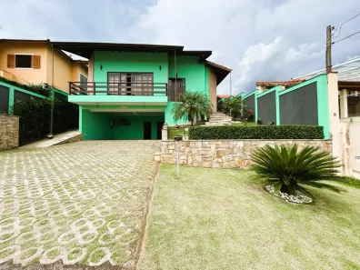 Casa de Condomínio com 3 Quartos para alugar, 270m² no Parque Dom Henrique, Cotia