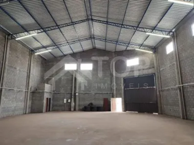 Galpão / Depósito / Armazém para alugar, 450m² no Vila São José, São Carlos