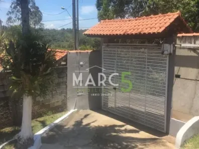 Fazenda / Sítio / Chácara com 3 Quartos à venda, 160m² no Chácaras Copaco, Arujá