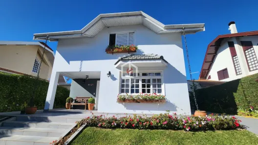 Casa de Condomínio com 3 Quartos à venda, 197m² no Vila Izabel, Campos do Jordão