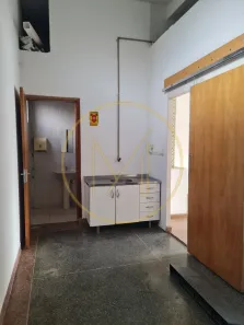 Conjunto Comercial / Sala para alugar, 83m² no Zona 03, Maringá